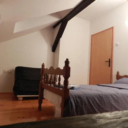 Apartman Vud Apartment