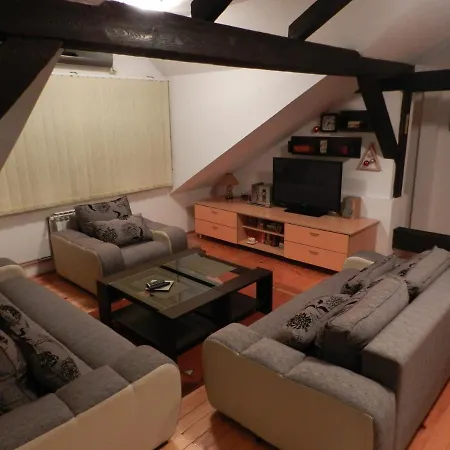 Apartman Vud