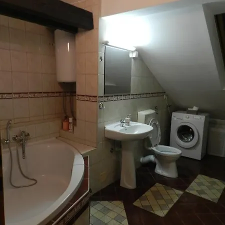 Apartman Vud