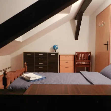Apartman Vud Apartment *